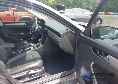 2021 Volkswagen Passat 2.0T Se из США, поврежденный, VIN 1VWSA7A30MC000668